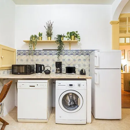 Guestready - Classical Portuguese Style Family In Bohomeain Alfama Лісабон