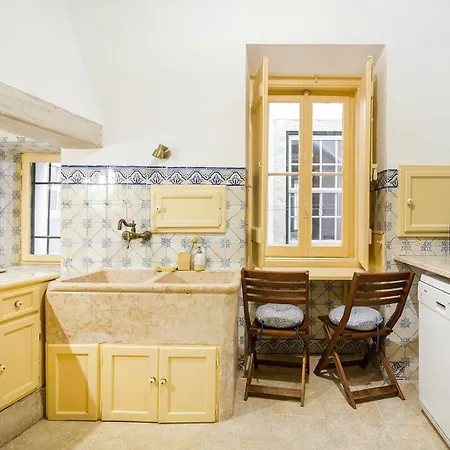 Сasa de vacaciones Guestready - Classical Portuguese Style Family In Bohomeain Alfama Lisboa