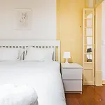 Дом отдыха Guestready - Classical Portuguese Style Family In Bohomeain Alfama